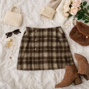 Amazon Plaid Brown Skirt with Side Pockets Size S